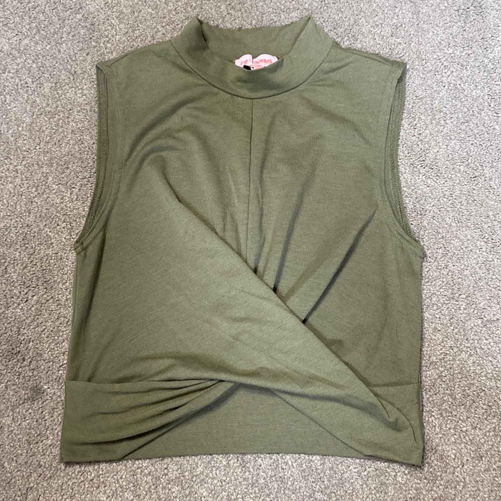 Re:Named Light Green Twist Front Crop Tank Top Size S